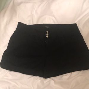 Black Cuffed Shorts Sz 16